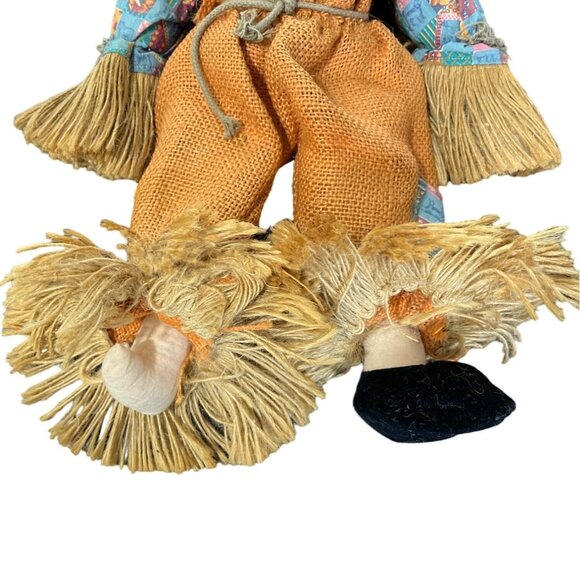 Vintage Effanbee Scarecrow Doll 1979 With Patchwork Outfit & Straw Accents - Picture 6 of 6